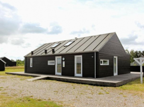 8 person holiday home in Brovst